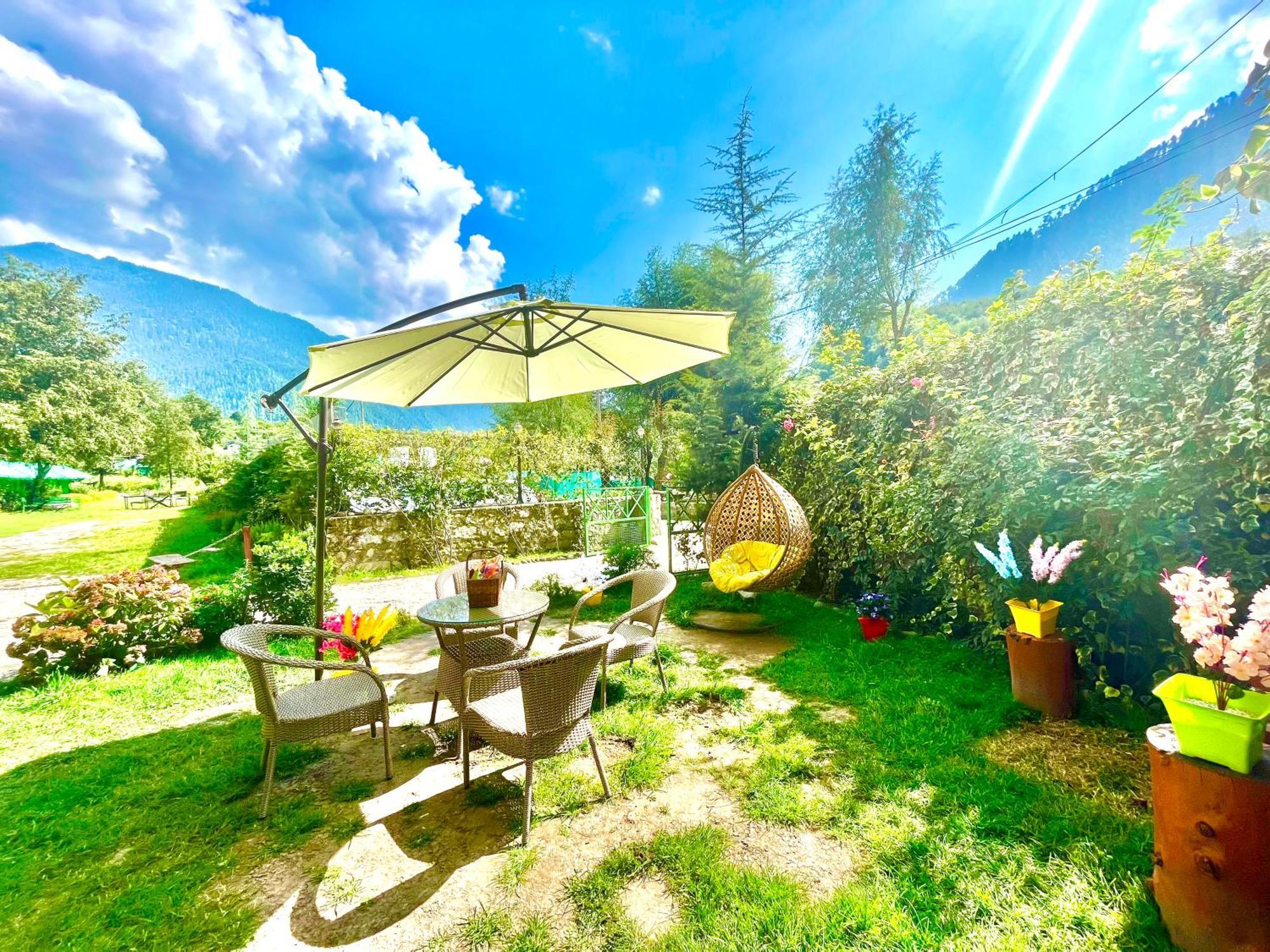 Himalayan Fort Resort, Manali - ! Riverside Property !! Big Lawn With Bonfire !! Best Selling !! Scenic River & Mountais View !! Big Parking !! Luxury Balcony Rooms !! Playing Zone !! Property Of The Year ! M 98160-43600 Eksteriør bilde
