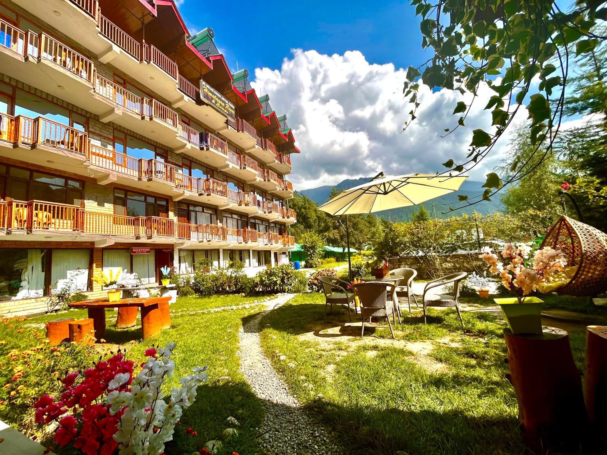 Himalayan Fort Resort, Manali - ! Riverside Property !! Big Lawn With Bonfire !! Best Selling !! Scenic River & Mountais View !! Big Parking !! Luxury Balcony Rooms !! Playing Zone !! Property Of The Year ! M 98160-43600 Eksteriør bilde